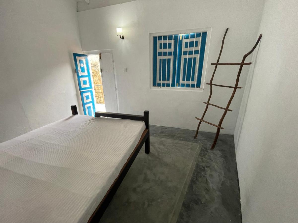 Auberge de jeunesse Bunk 15 Hiriketiya à Dikwella Extérieur photo