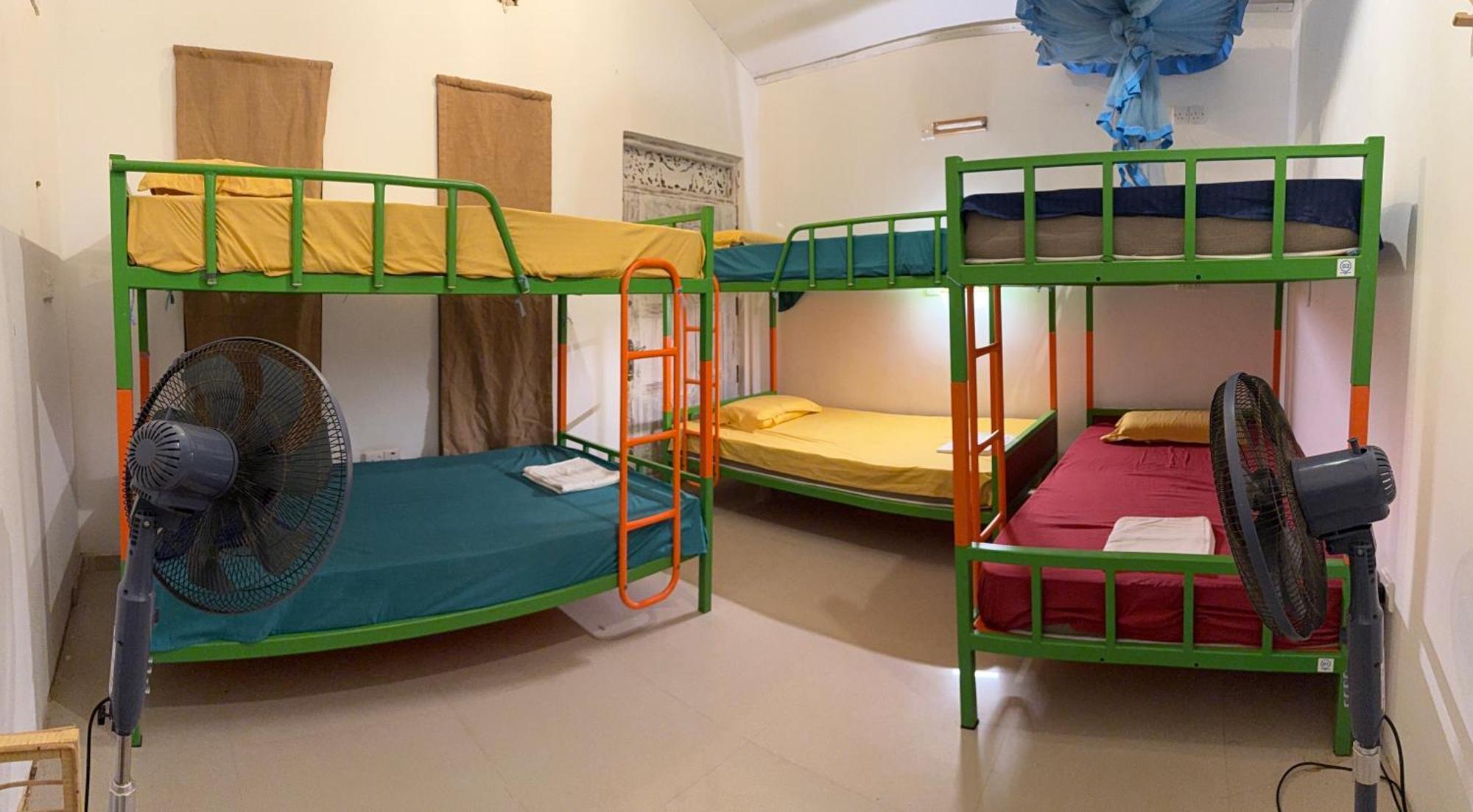 Auberge de jeunesse Bunk 15 Hiriketiya à Dikwella Extérieur photo